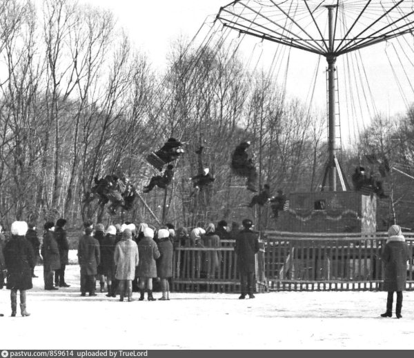 Нижний парк Липецк карусели