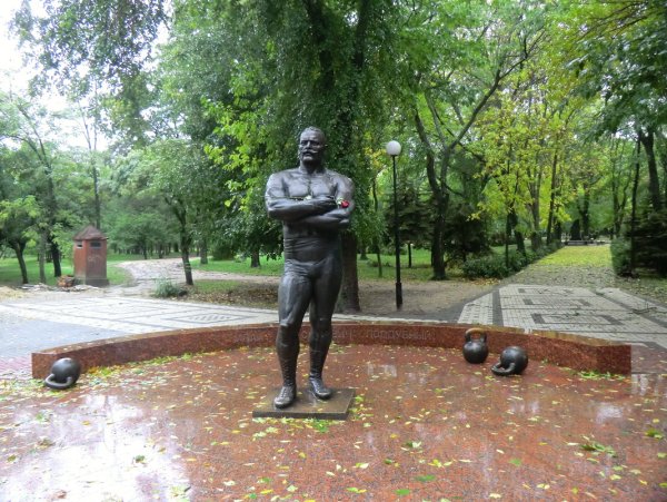 Парк Ивана Поддубного в Ейске