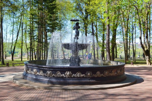 Старый фонтан Калуга Коккетка