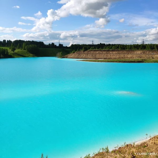 Поселок Фосфоритный голубое озеро