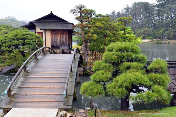 Сад Коракуэн (Окаяма)