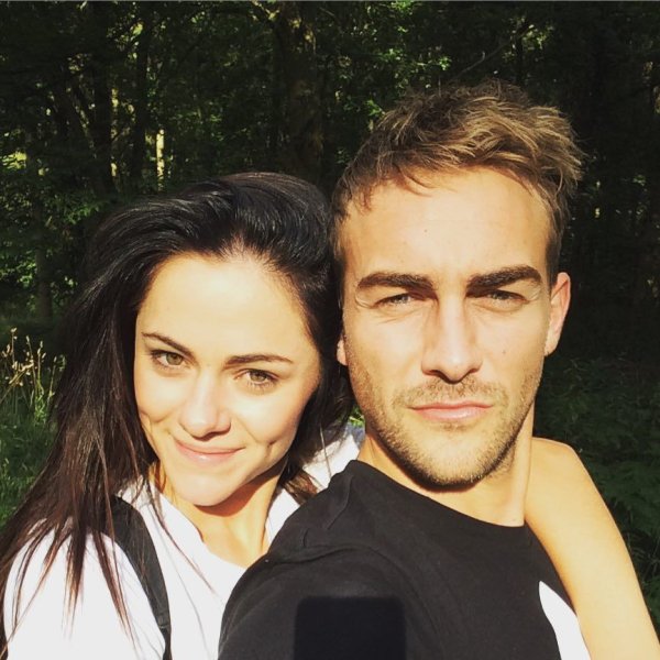 Александра парк и том Остин