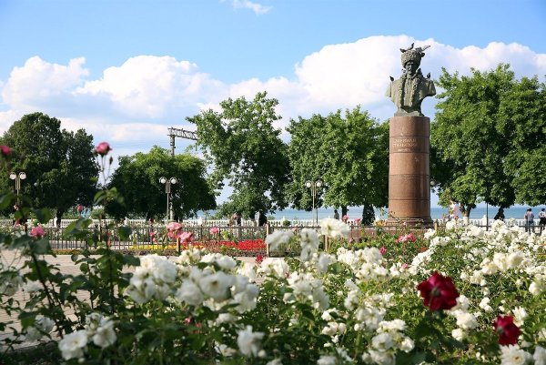 Парк Сулеймана Стальского Махачкала