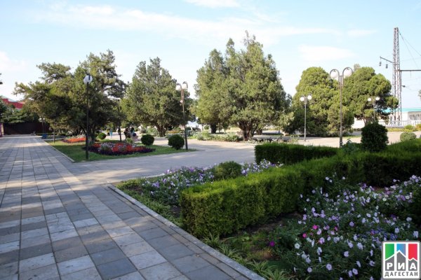Городской сад и Родопский бульвар Махачкала