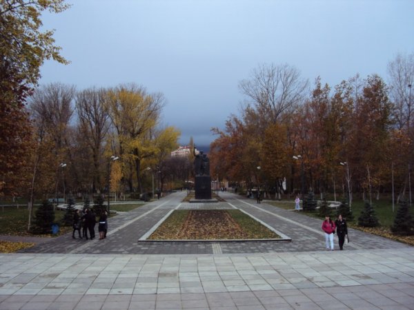 Комсомольский парк Махачкала
