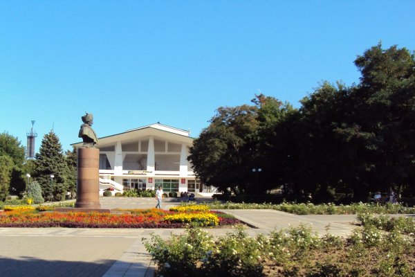 Аварский театр имени Гамзата Цадасы, Махачкала