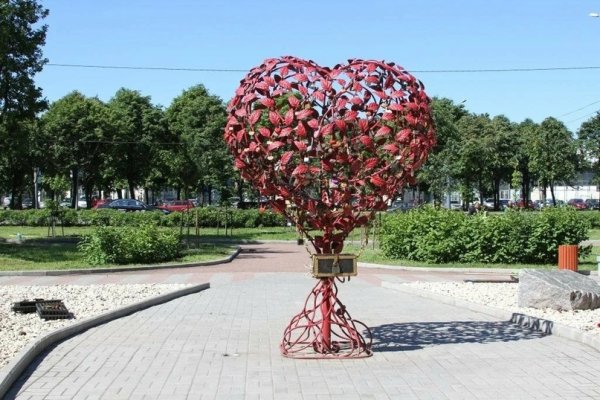 Сад Опочинина в Санкт-Петербурге