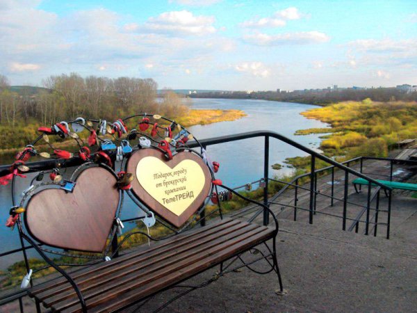 Сквер влюбленных Кемерово