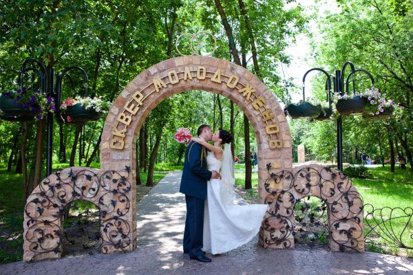 Сквер молодоженов Измайлово благоустройство