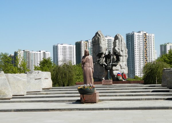 Проспект славы парк интернационалистов