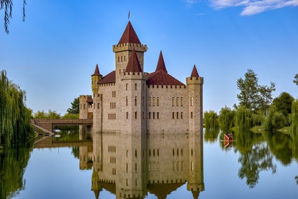 Нальчик замок Шато Эркен