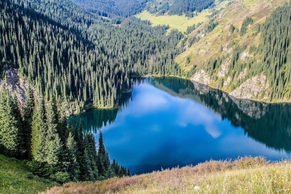 Кольсайские озера Казахстана