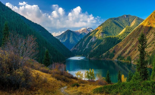 Кольсайские озера Алматинской области