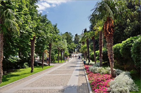 Приморский парк Ялта