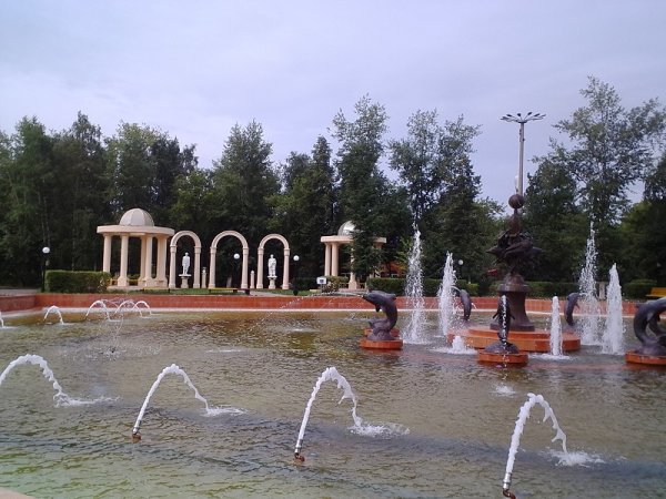 Фонтан в Петропавловске Казахстан музыкальный