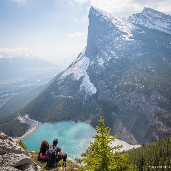 Красивый вид с вершины горы