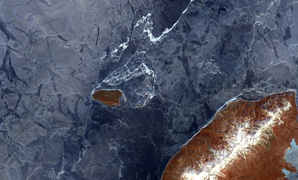 Спутниковая съемка Байкала