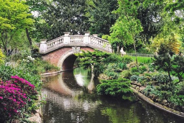 Парк Монсо. Франция