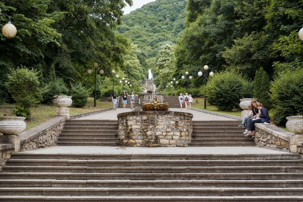Курортный парк Железноводск каскадная лестница