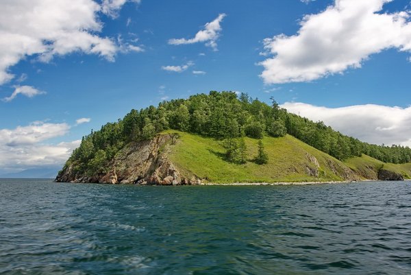 Малые Ушканьи острова Байкал