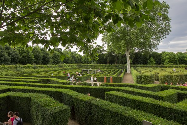 Сад дворца Шенбрунн в Вене, Австрия