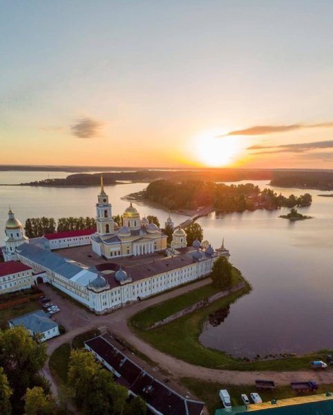 Нилова - ястолбенская пучтыно