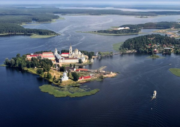 Озеро Селигер Тверская область
