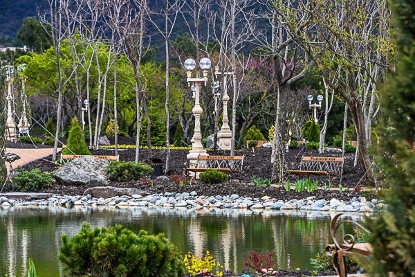 Парк Андрея Первозванного в Геленджике