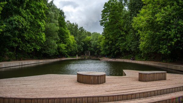 Андреевский пруд в Нескучном саду