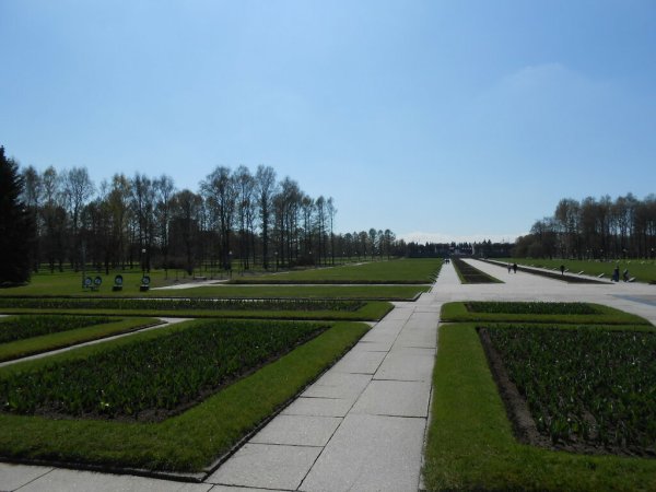 Пискаревский парк мемориал