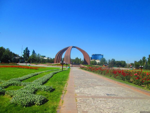 Парк Победы Бишкек