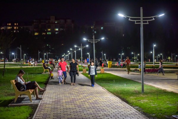 Парк Ынтымак в Бишкеке