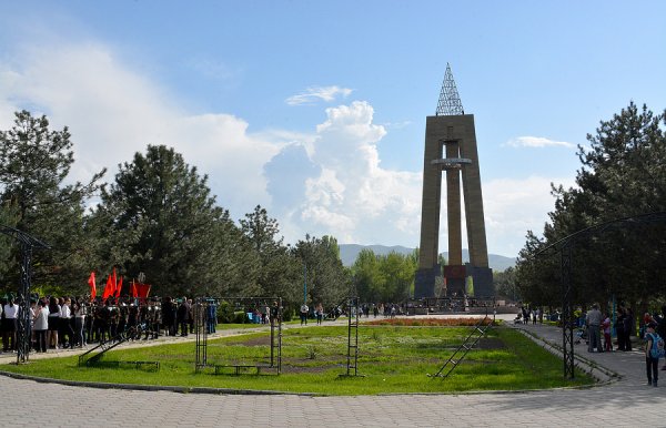 Парк Победы Бишкек Киргизия
