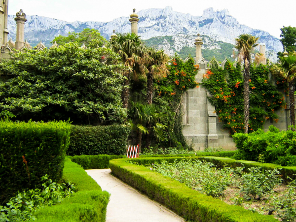 Паркворонуовский жворец