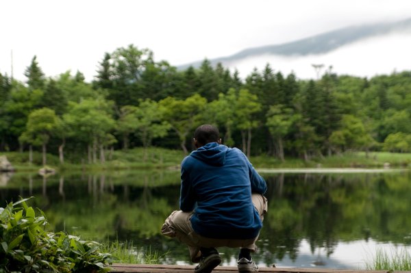 Парни на природе