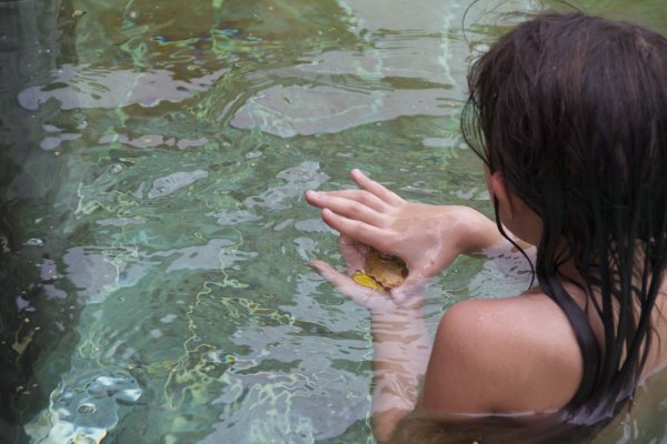 Купание девочек