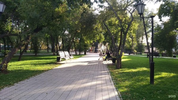 Сквер в ИВАИТУ Иркутск