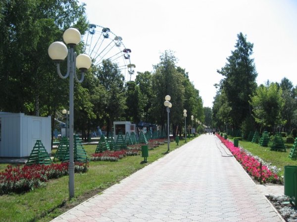 Городской парк имени 60-летия нефти Татарстана Альметьевск