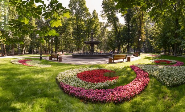 Марьинский парк Киев