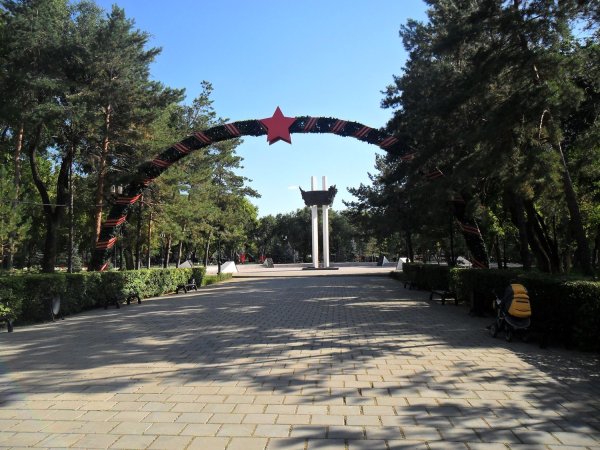 Монумент "павшим за советскую родину"