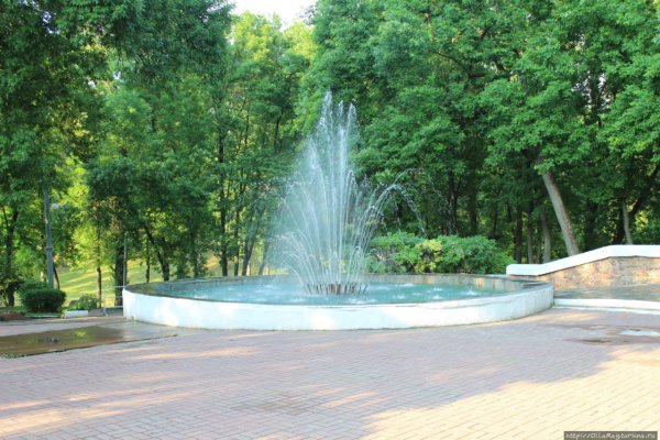 Фонтан Новороссийск парк Фрунзе