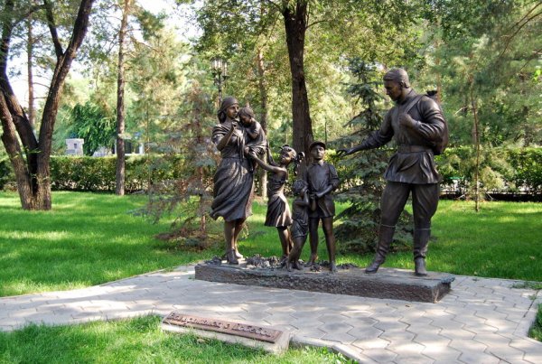 Мемориальный комплекс-музей «салют, победа!» Оренбург