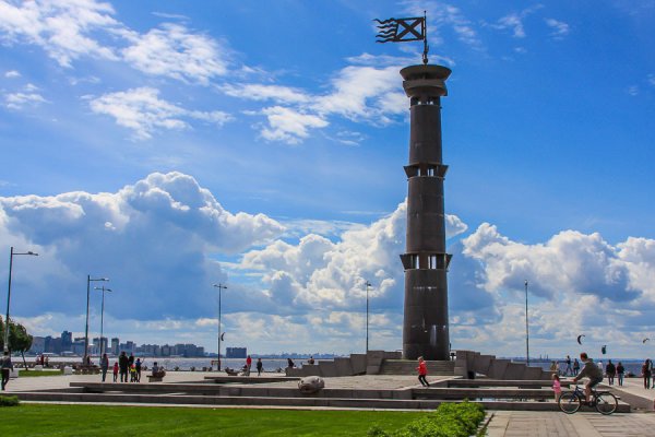 Парк 300-летия Санкт-Петербурга Маяк