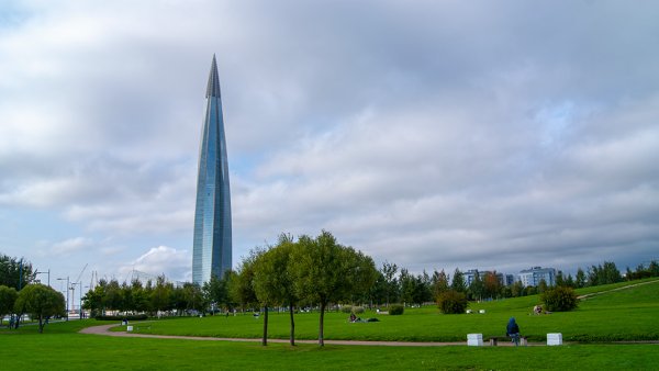 Приморский район парк 300 летия