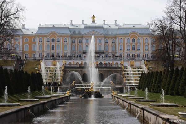 Петергоф зимний дворец
