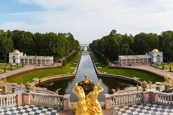 Дворцовый комплекс Петергоф