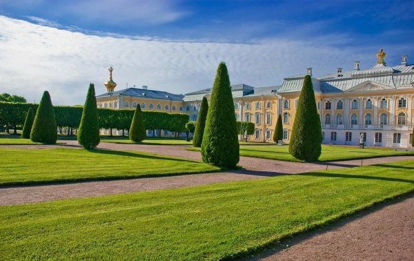 Петергоф экскурсии (дворцово-парковый ансамбль)