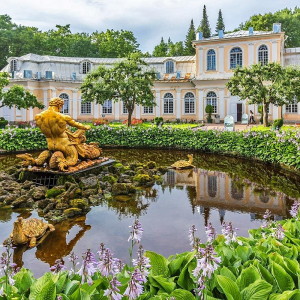 Петродворец в Петергофе