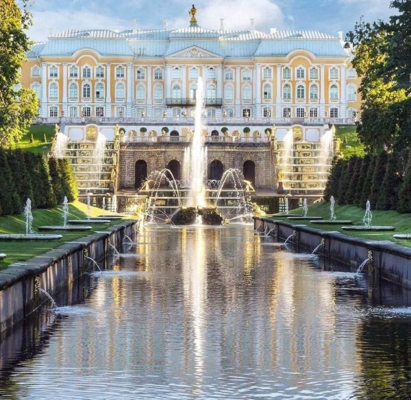 Дворцовый комплекс Петергоф