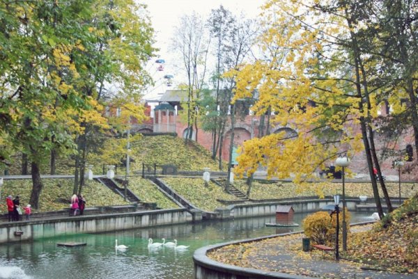 Лопатинский парк в Смоленске